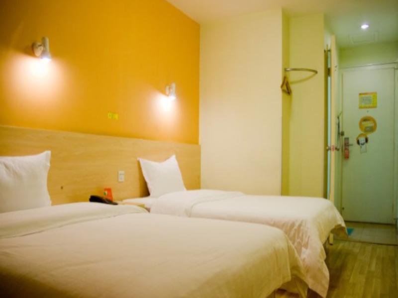 7 Days Inn Cantón Exterior foto